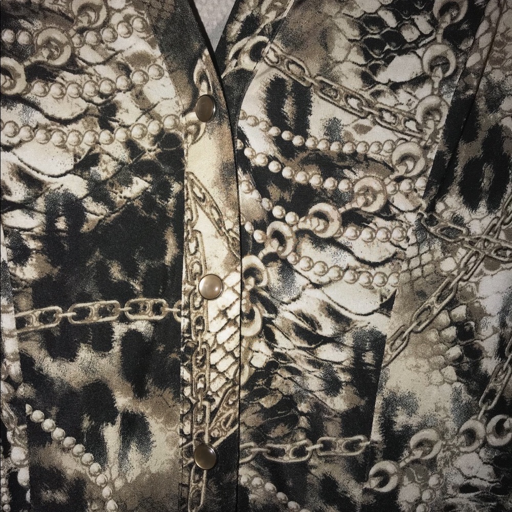 Cache blouse - Picture 3 of 4